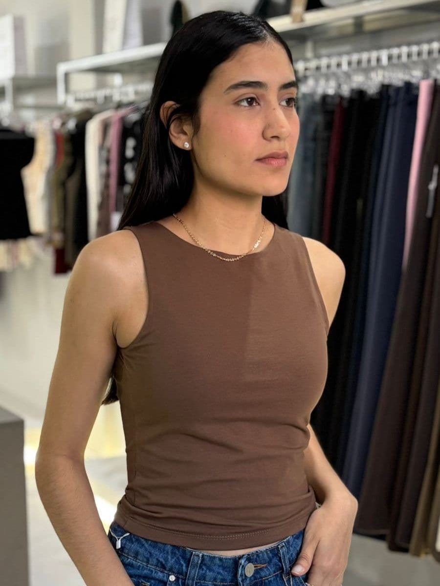 Musculosa Corte Americano